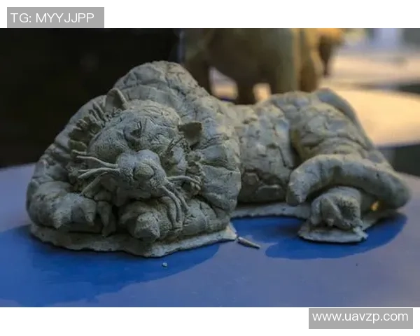 彩泥塑造足球球星形象展现创意与运动魅力的艺术之旅