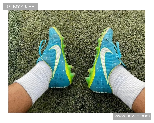 球星专属之道:致敬足球鞋,见证非凡风采 球星专属之道:致敬足球鞋,见证非凡风采