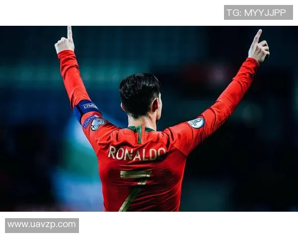 2025年全球足球十大球星排行揭秘：实力与影响力并存的顶尖球员分析