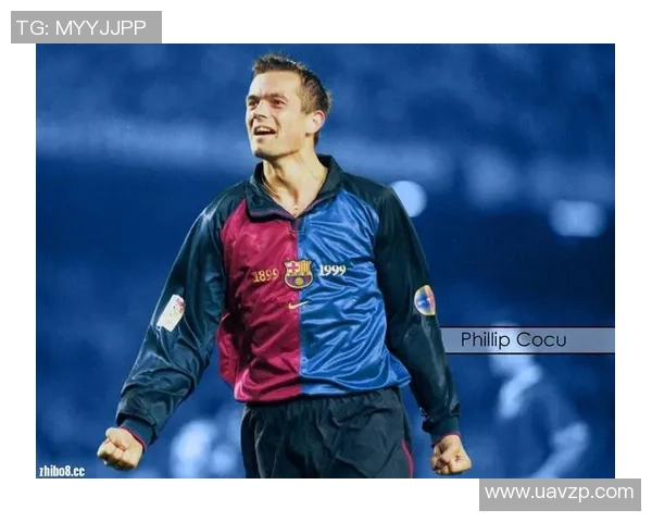 帅气老足球球星依旧风采不减展现传奇魅力与岁月无关的球场英姿